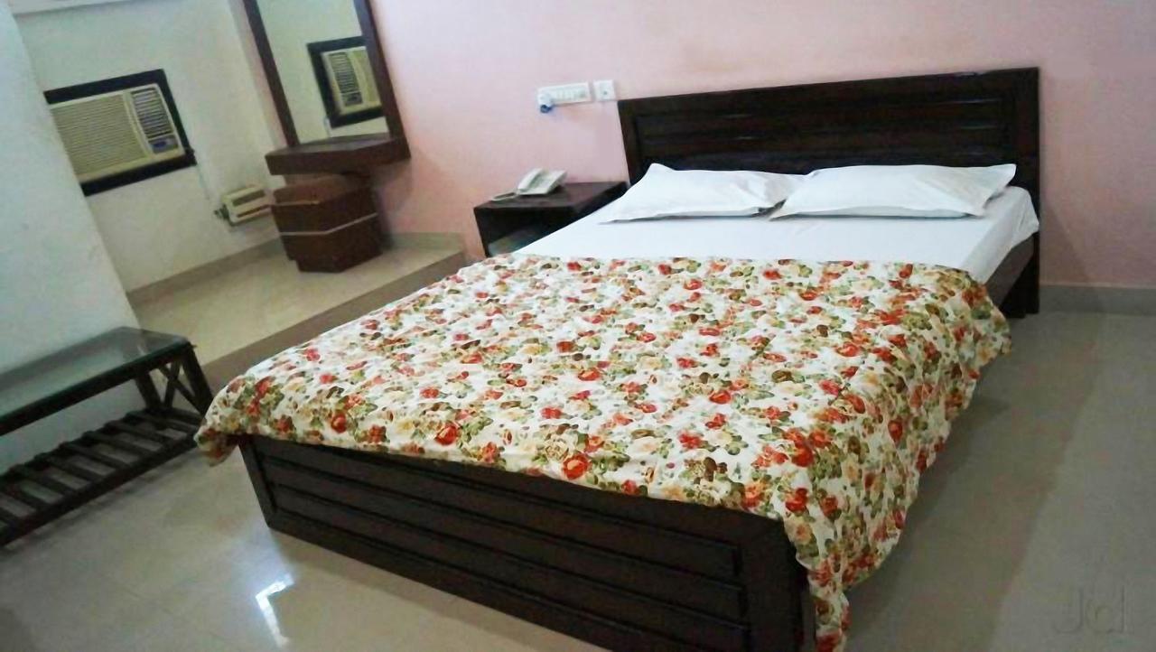 Vaishnavi Group Of Hotels Hyderabad Exterior foto